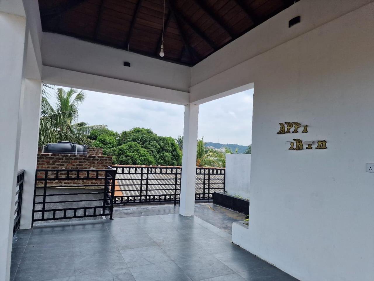 Javi Holiday Home تريكونامالاي المظهر الخارجي الصورة