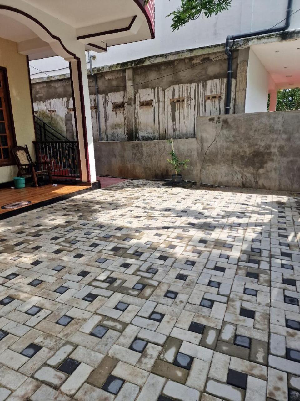 Javi Holiday Home تريكونامالاي المظهر الخارجي الصورة