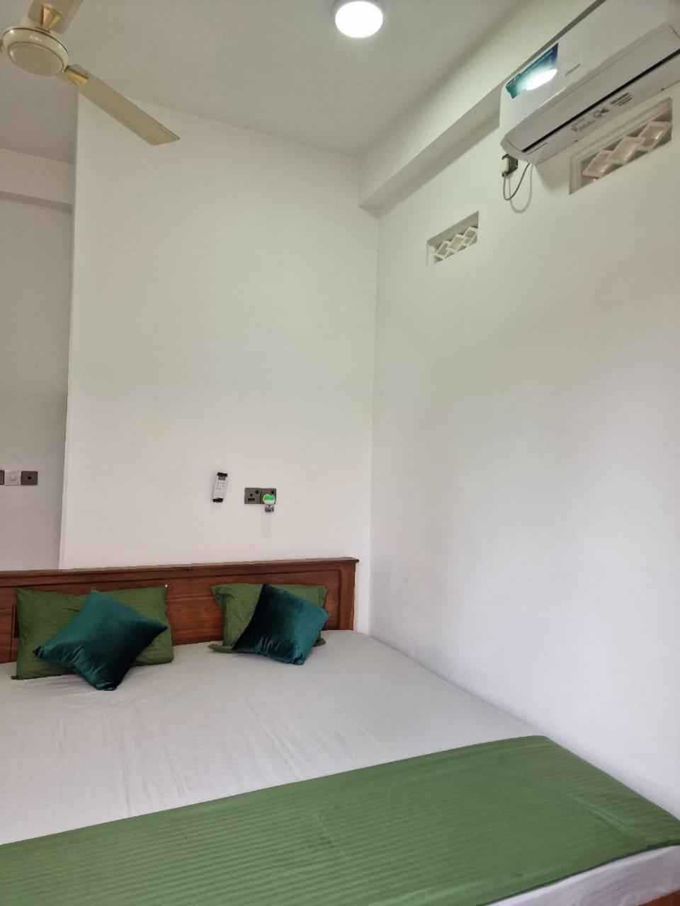 Javi Holiday Home تريكونامالاي المظهر الخارجي الصورة