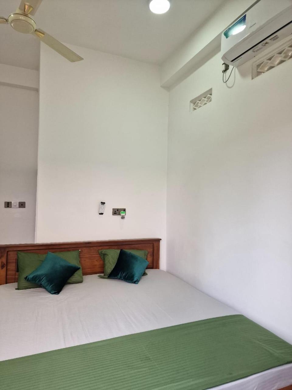 Javi Holiday Home تريكونامالاي المظهر الخارجي الصورة